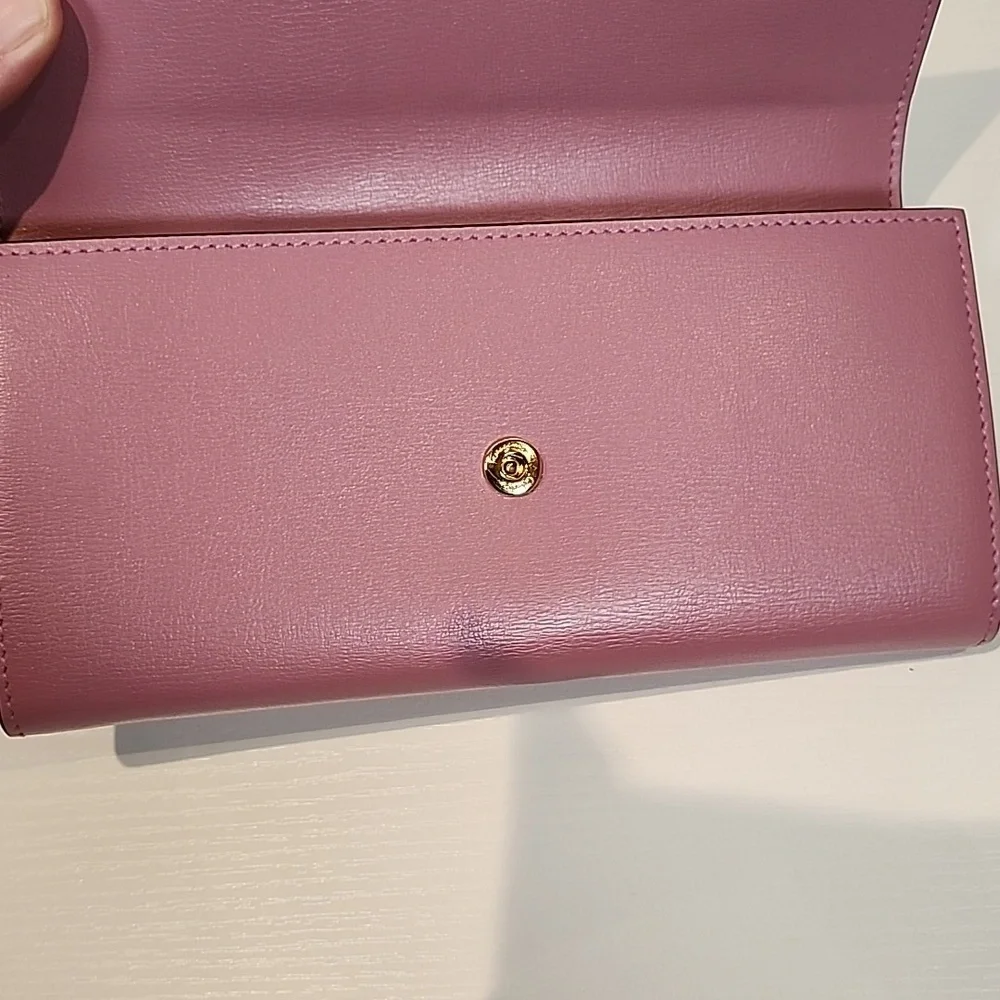 Salvatore Ferragamo Wallet With Box